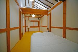 Jeonju Hanok Village Sky Tile