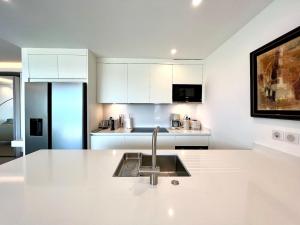 La Croisette, YourHostHelper