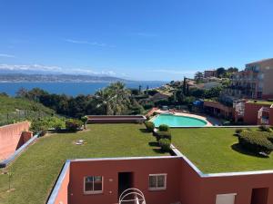 Appartements Riviera Azur sea view, swimming pool, jacuzzi : photos des chambres