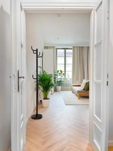 Studio Premium with Air Conditioning for couples in the heart of Krakow, Main Square