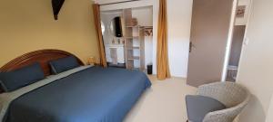 B&B / Chambres d'hotes Omaha beach vue les Braves : Chambre Double