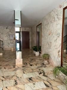 La Glicinia VUT-7355-AS