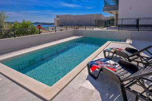 Apartment 5 Stars Lux XYZ