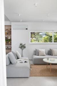 Moderne Luxusvilla Mali Dvor mit Pool 500m am Meer in Porec