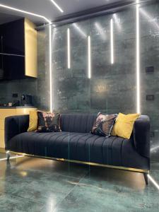 Luna Apartments A
