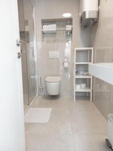 Bruno Split Centre Apartment and Room