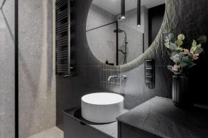 Apartamenty Tespis - Góreckiego 19 next to STREFA KULTURY - SPODEK, NOSPR, MCK