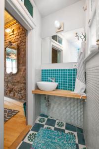 Turquoise House Featured in Elle Decor Magazine