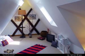 Les Toits du Tonnelier - 64m2 - plein centre médiéval - sauna - garage