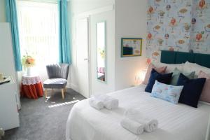 Double Room with Private Bathroom room in St Edmunds Guest House