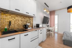 Kasprzaka 29 E-J by Homeprime