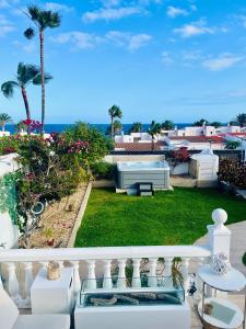 Luxury Villa with sea view, private jacuzzi & heated pool