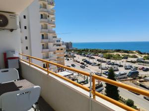 6-3 Estrela Casas & Papeis