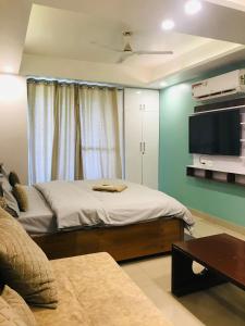 Whispering Pines Studios