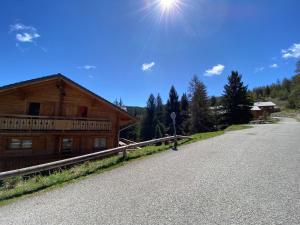 Appartements Eden sur les pistes avec vue panoramique sur la vallee : photos des chambres