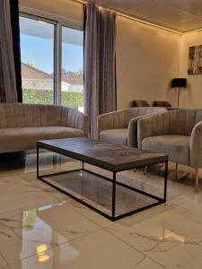 Modern House in Touristic Pyla - Oroklini!