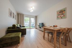 Hello Apartments Sea Salt Gdansk z ogrodkiem i prywatnym miejscem postojowym