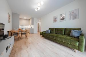 Hello Apartments Sea Salt Gdansk z ogrodkiem i prywatnym miejscem postojowym