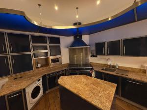 Seaside Serenity, Portside Apartment