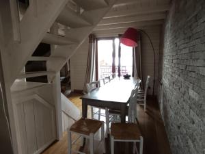 Appartements Apt chaleureux 3* pour 5 pers. - 2 chambres, a 30m des pistes, parking inclus - FR-1-445-29 : photos des chambres