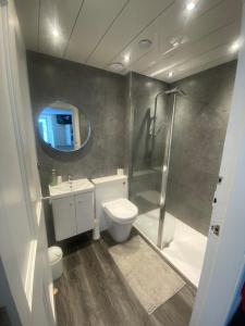 Edinburgh West Side Hostel