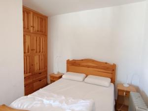 Appartements Appartement 2 chambres, 4 pers, terrasse, animaux acceptes, proche pistes et commerces - Montgenevre - FR-1-445-80 : photos des chambres