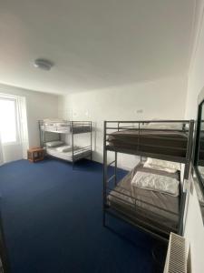 Edinburgh West Side Hostel