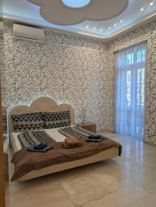 Heart Of Downtown Budapest Luxury Condo, Private Spa, Home Cinema, Patio