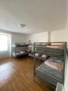 Edinburgh West Side Hostel