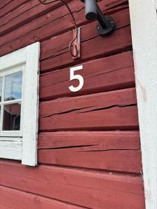 Cottage in quiet natural surroundings