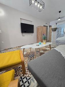 Kikis comfort stay in West Athens