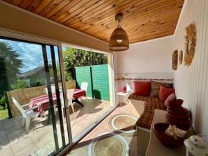 Lovely family house near the sea for 8