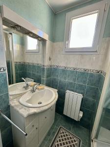 Maisons de vacances Lovely family house near the sea for 8 : photos des chambres