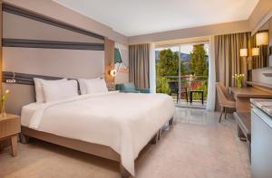 Deluxe Double Room with Garden View room in Rixos Premium Tekirova