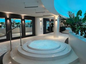 Diamond class Hanza Tower