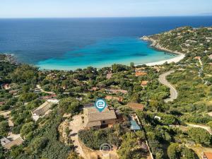Enchanting Seaview Getaway img44