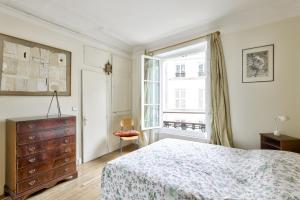 Chic Retreat, Central Marais