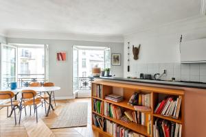 Chic Retreat, Central Marais