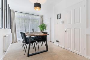 Wembley Stadium 4 Bed Pad Free Parking