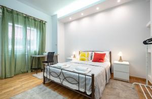 Spacious 3-Bedroom Apartment in Neos Kosmos by ΜΡS
