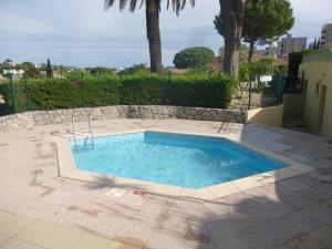 Studio Mezzanine 4 personnes PISCINE VUE MER