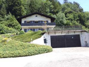 Appartements A 5 minutes d - ANNECY T2 dans maison champetre au calme : photos des chambres