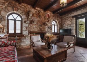 Armos Stone Villa - Private Pool & Sea Views, by ZanteWize