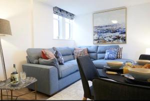 Modern Comfort in a Beautiful Location - No3 Rosedene Mews