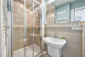 11th Floor with Seaview by NorthSide Apartments