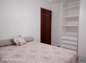 Apartamento confortável em Meia Praia