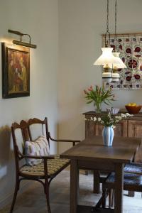 B&B / Chambres d'hotes Chateau de Pomiro chambres d-hotes et gite : photos des chambres