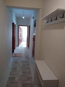 Şahin Apart