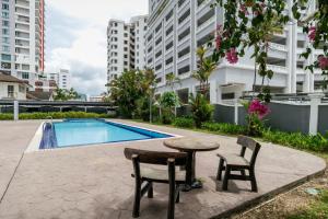 3-Bedroom Stay at Macalister Road & Georgetown, Noble Villa Penang
