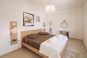 ARETOUSA Seafront House